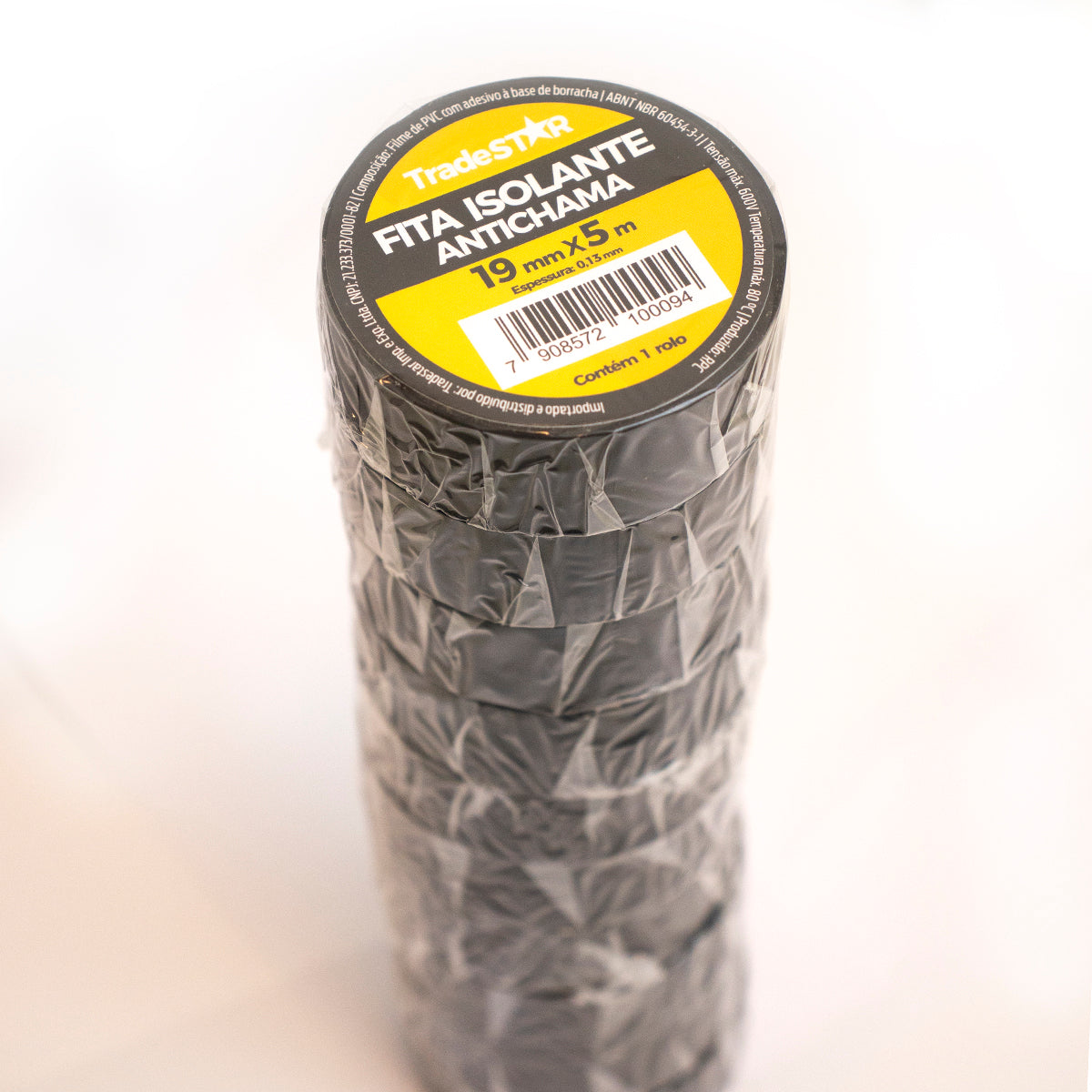 Fita Isolante PVC Antichama Preta Tradestar 19mm x 5m - Ideal para isolamento elétrico, proteção de fios e cabos, resistente a altas temperaturas (até 80°C) e fácil de aplicar. Perfeita para projetos elétricos e organização de cabos.