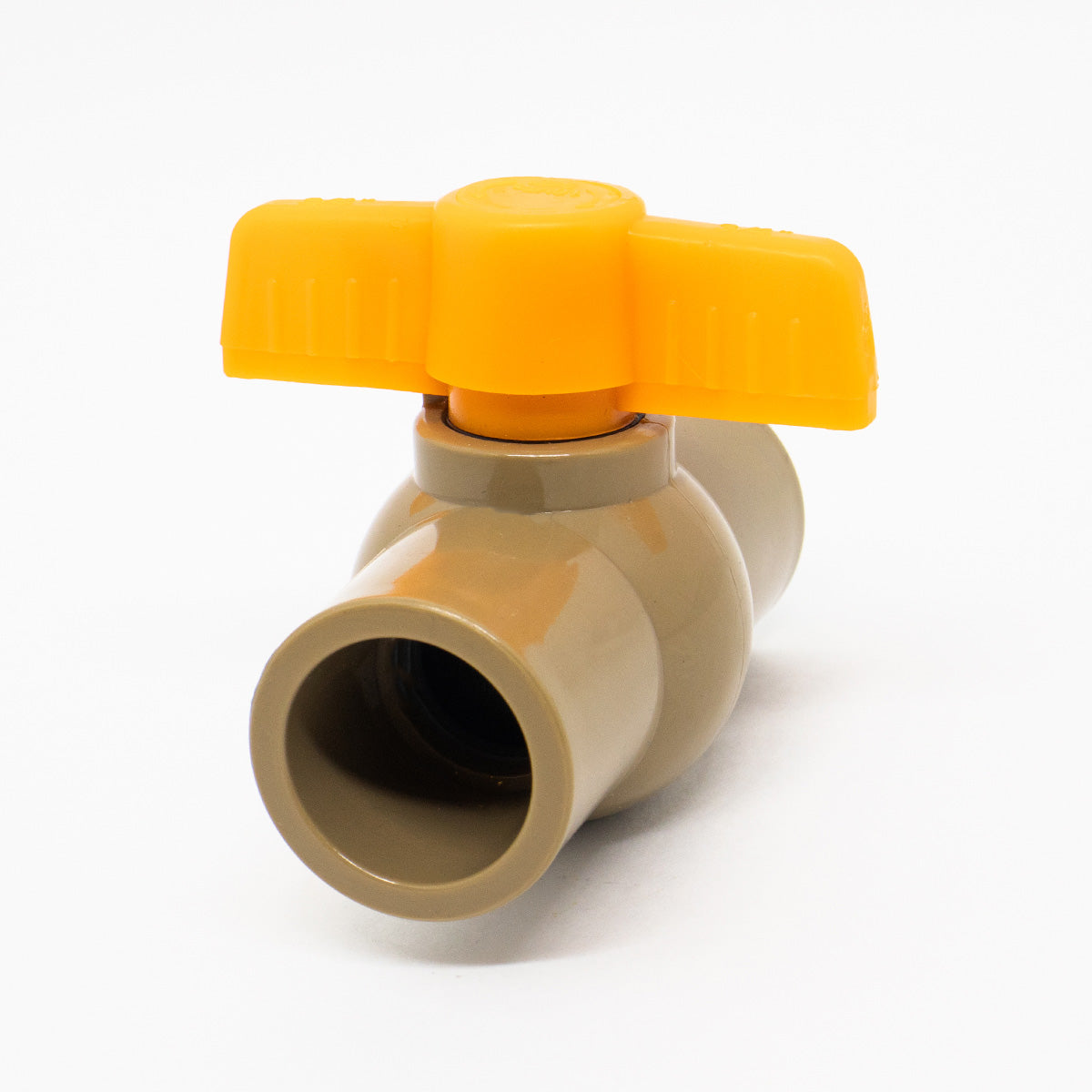 Registro Esfera PVC Soldável 50mm Tradestar - Válvula de esfera em PVC com alavanca laranja para controle de fluxo em sistemas hidráulicos, ideal para água potável e diversas aplicações como residências, comércios e indústrias.