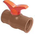 Registro de esfera 3/4" com rosca interna Akato em PVC marrom com alavanca laranja, ideal para sistemas hidráulicos de água fria. Válvula de esfera para controle de fluxo, bitola de 3/4 polegadas.