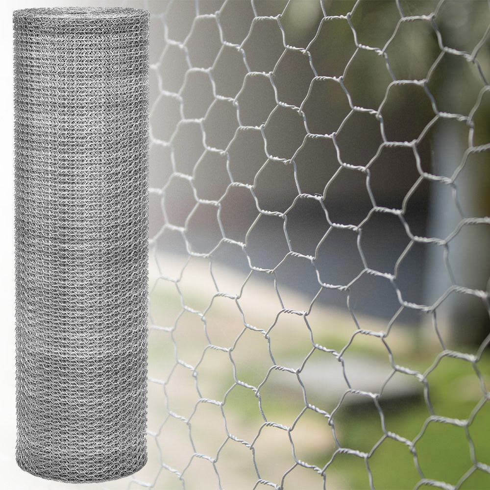Tela Metálica Hexagonal P/ Pinteiro BWG-24 Tradestar em rolo, ideal para proteção de viveiros, cercar jardins e hortas. Fabricada em aço carbono zincado, malha de 1" e 1,0x50 metros.