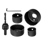 Jogo de Serra Copo Aço Carbono 6 Peças Tradestar para cortes precisos em madeira, MDF e compensado. Kit com 4 serras copo de diferentes diâmetros, mandril com broca piloto e chave Allen. Ferramenta ideal para profissionais e entusiastas.