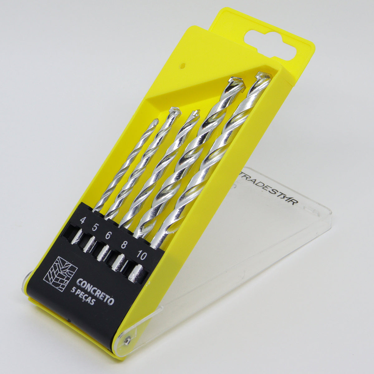 Jogo de brocas para concreto e alvenaria Tradestar com 5 peças nos tamanhos 4mm, 5mm, 6mm, 8mm e 10mm, ideal para perfurações em concreto, tijolo e alvenaria. Brocas de aço com ponta de metal duro (vídea) para maior durabilidade e eficiência em trabalhos de construção e reformas.