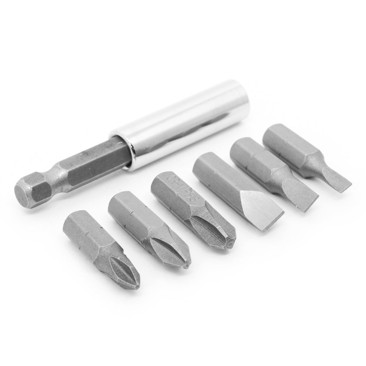 Jogo de Bits Adaptador Magnético Tradestar 7 Peças em aço carbono, com 3 bits fenda, 3 bits Phillips e 1 adaptador. Ferramentas para parafusadeira, ideais para diferentes tipos de parafusos.
