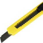 Estilete Slim Plástico Trava Segurança Lâmina 9MM Tradestar - Estilete amarelo com lâmina preta, ideal para cortes precisos em diversos materiais. Possui trava de segurança e design ergonômico.