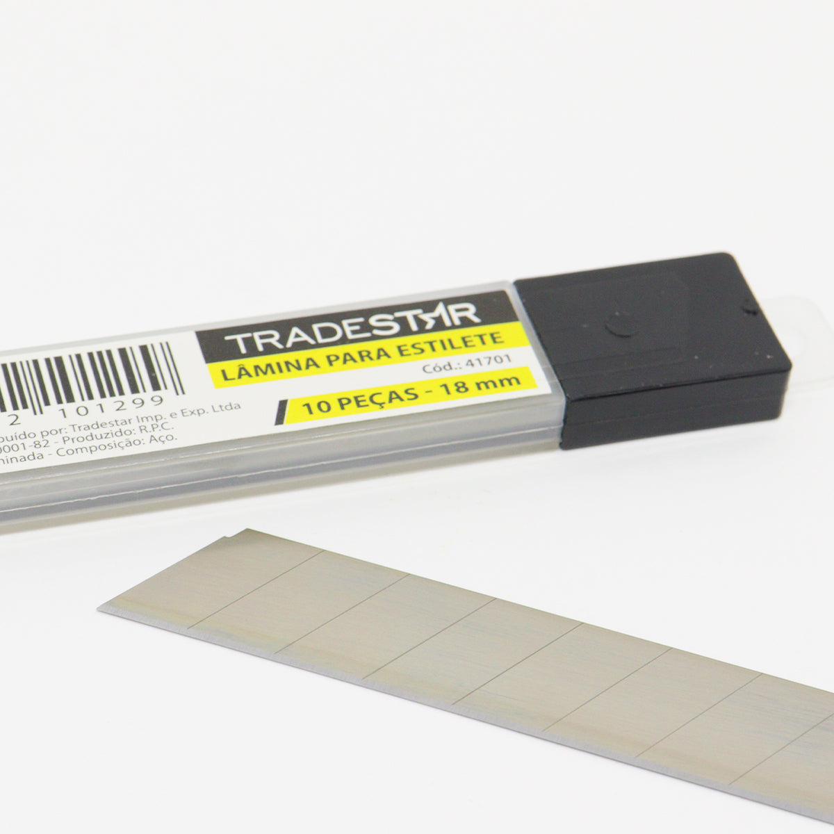 Jogo de Lâminas para Estilete 18mm Tradestar com 10 peças em aço carbono, ideal para cortes precisos em diversos materiais como papelão, drywall, plástico e couro. Lâminas de alta durabilidade e compatíveis com estiletes de 18mm.