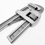 Chave de Grifo 24'' Tradestar para tubos, ajustável, com mordentes ranhurados. Ferramenta essencial para encanadores e projetos de bricolagem. Garante aperto firme e facilita reparos e instalações hidráulicas.