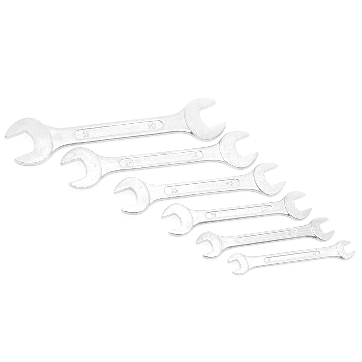 Jogo de chave boca fixa em aço Tradestar com 6 peças, tamanhos de 6 a 17mm. Ferramenta ideal para aperto de porcas e parafusos em projetos de bricolagem e uso profissional. Chaves de aço duráveis e resistentes, com tamanhos marcados para fácil identificação.
