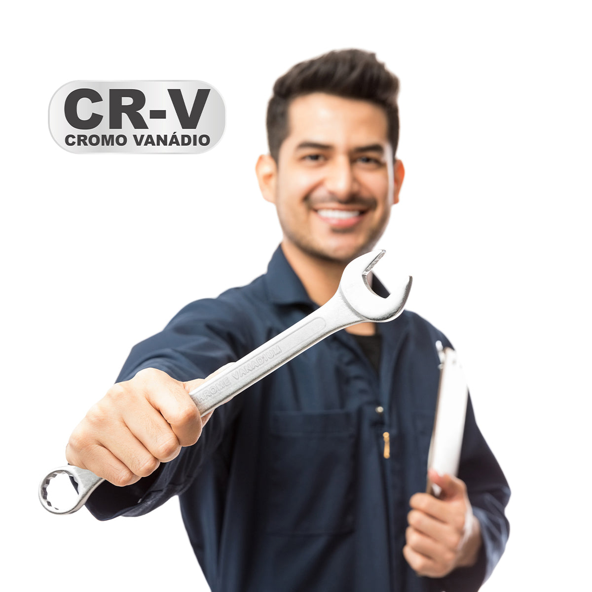 Chave Combinada Profissional 32 mm Cromo Vanádio Tradestar - Ferramenta de aço cromo vanádio, ideal para apertar e afrouxar parafusos e porcas de 32mm. Chave combinada resistente e durável para uso profissional em diversas aplicações.