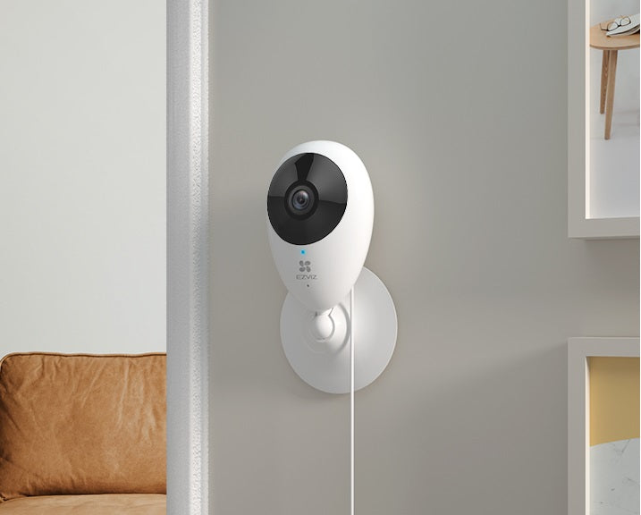 Câmera Resi Inteligente Ezviz CS-C2C-B0-1E2WF 1080p H.265 - Segurança para sua casa com visão noturna, áudio bidirecional e fácil instalação. Monitore sua casa com imagens Full HD e alertas no smartphone.