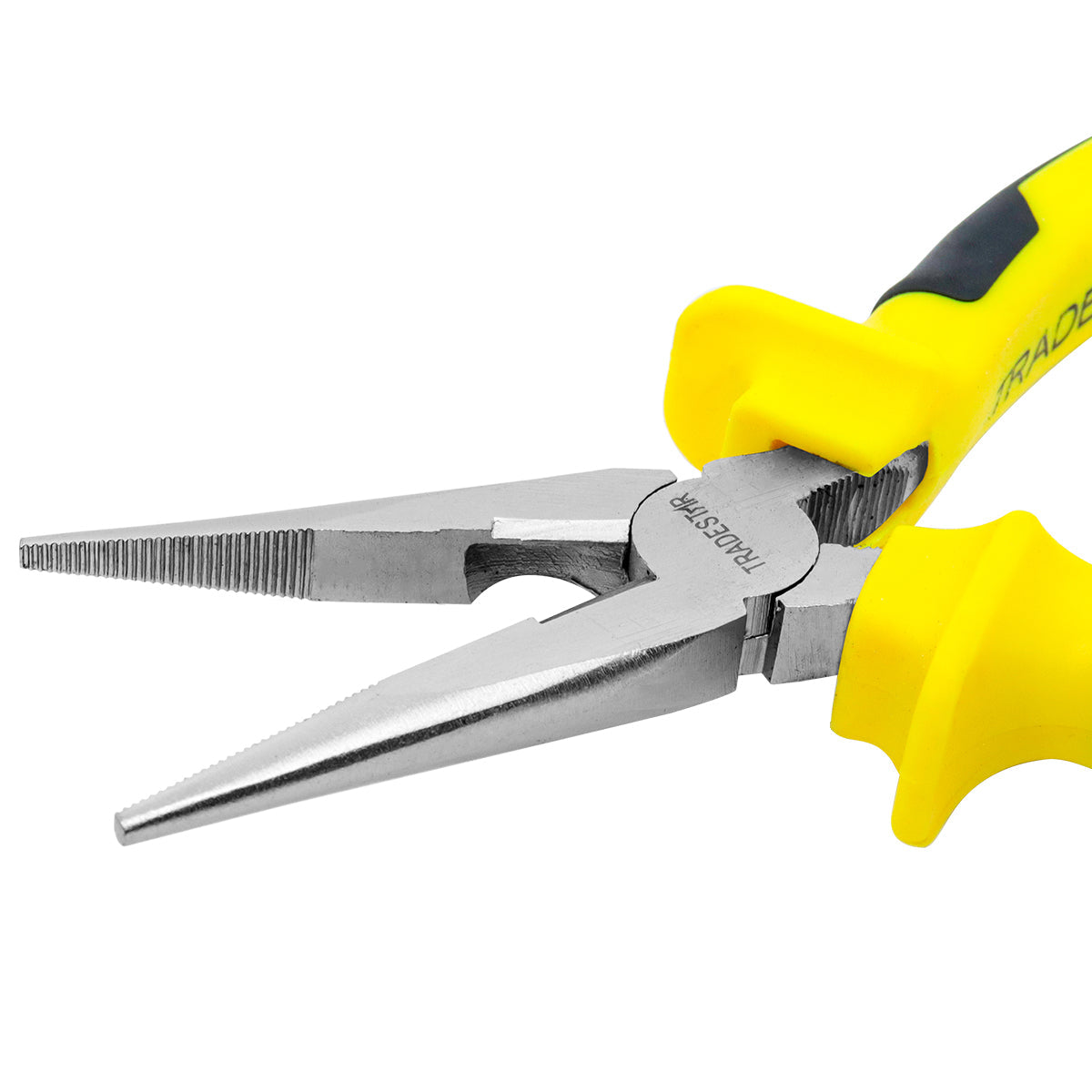 Alicate de Bico Longo Meia Cana 6 polegadas (150mm) em aço carbono niquelado, ideal para trabalhos de precisão. Ferramenta manual com cabo ergonômico amarelo e preto. Alicate de bico fino para eletrônica e artesanato.