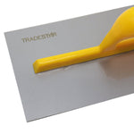Desempenadeira Aço Lisa 28X12MM Cabo Plástico Tradestar - Ferramenta para construção e acabamento, ideal para aplicar, nivelar e alisar argamassa, reboco e outros revestimentos. Garante acabamento perfeito em paredes, tetos e pisos. Cabo ergonômico amarelo e lâmina de aço lisa com logo Tradestar.
