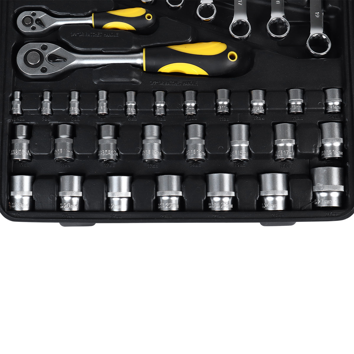 Caixa de Ferramentas 110 Pçs Cromo Vanádio Tradestar - Maleta com jogo completo de ferramentas em aço CRV, incluindo soquetes, chaves, alicates e bits, ideal para mecânicos e uso doméstico. Ferramentas organizadas em maleta prática e durável.