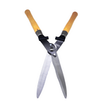Tesoura de Poda Jardim Pro Aço 12" Tradestar para cerca viva e grama. Ferramenta de jardinagem profissional com lâminas de aço carbono, cabo ergonômico de madeira, ideal para desbaste de cercas vivas, acabamento de arbustos e aparar grama. Perfeita para jardineiros, paisagistas e manutenção de áreas verdes.