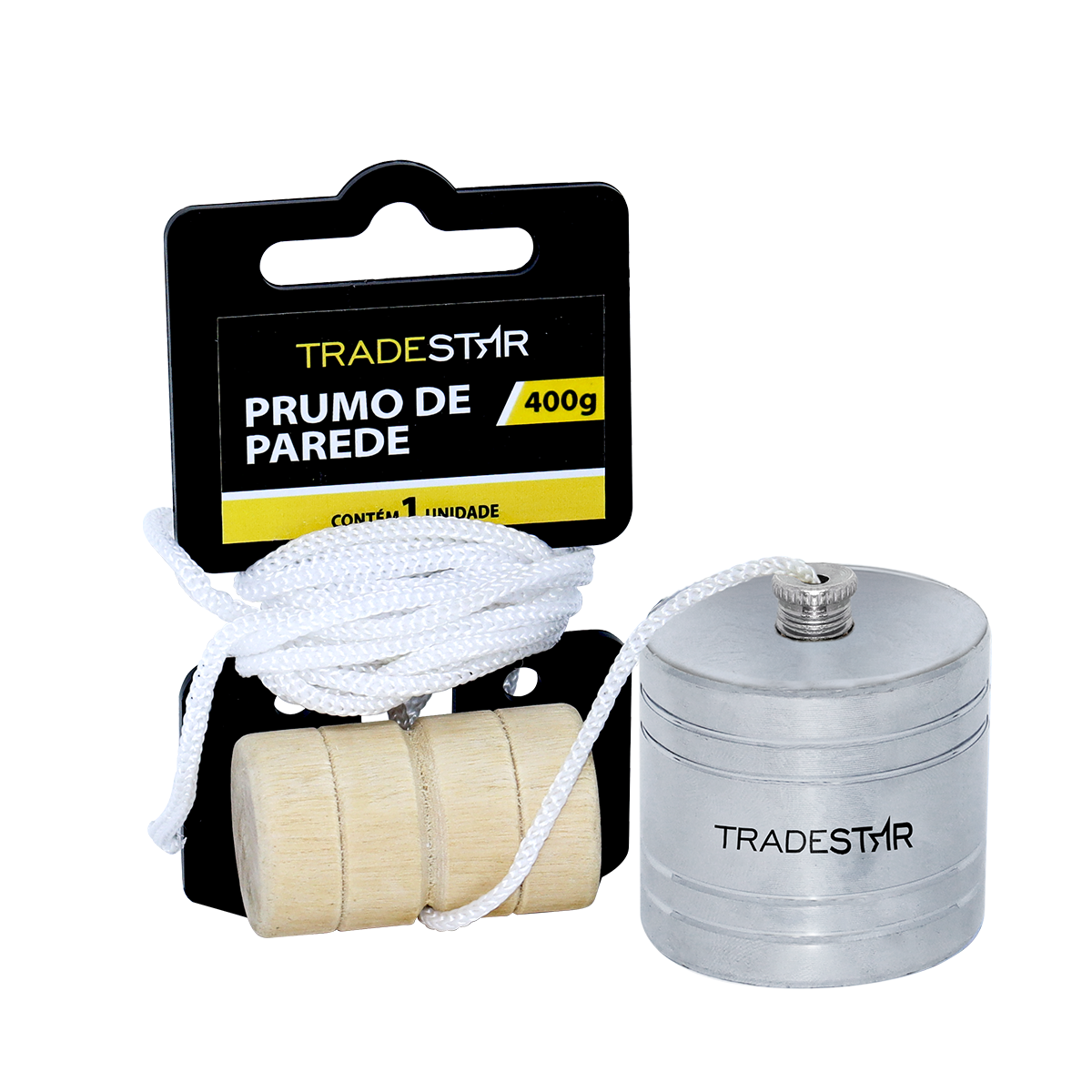 Prumo Centro Tradestar 400g em aço, corda de nylon e taco de madeira. Ferramenta para alinhamento vertical em construção civil e marcenaria. Ideal para nivelamento de colunas e pilares.