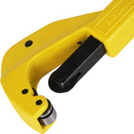 Cortador de cano de cobre e alumínio Tradestar 3 a 32mm com escareador. Ferramenta manual amarela e preta para corte preciso em tubos de metal, ideal para instalações hidráulicas e elétricas.