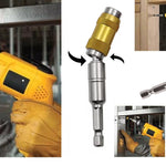 Adaptador Angular 90º 1/4 Ponta Magnética para Parafusadeira Tradestar em uso, mostrando a facilidade de parafusar em ângulos difíceis e espaços apertados. Ideal para montadores, técnicos e profissionais da construção.