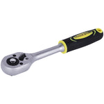 Chave catraca reversível encaixe 1/2" com jogo de soquetes 10 a 22 mm Pro Tradestar, ferramenta de aço cromo vanádio para mecânica e indústria. Chave com cabo ergonômico e mecanismo reversível para apertar e soltar parafusos e porcas.