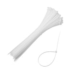 Abraçadeira de nylon enforca gato branca 4,8x300mm com 500 unidades, ideal para organizar e fixar cabos e fios. Abraçadeiras Tradestar resistentes e versáteis para uso em eletrônica, construção, jardinagem e automotivo. Pacote com 500 unidades.