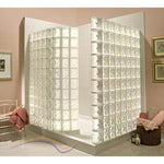 Kit 16 Blocos de Vidro Canto para Acabamento 19x19x8 Tradestar em uso em box de banheiro, criando divisórias elegantes e maximizando a iluminação natural. Bloco de vidro canto, ideal para design de interiores e construção.